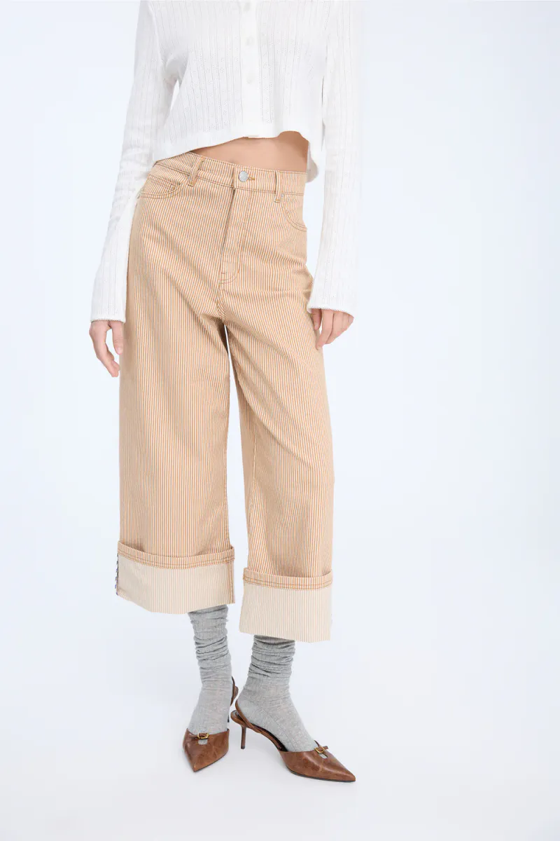 Navona, Stripe Camel