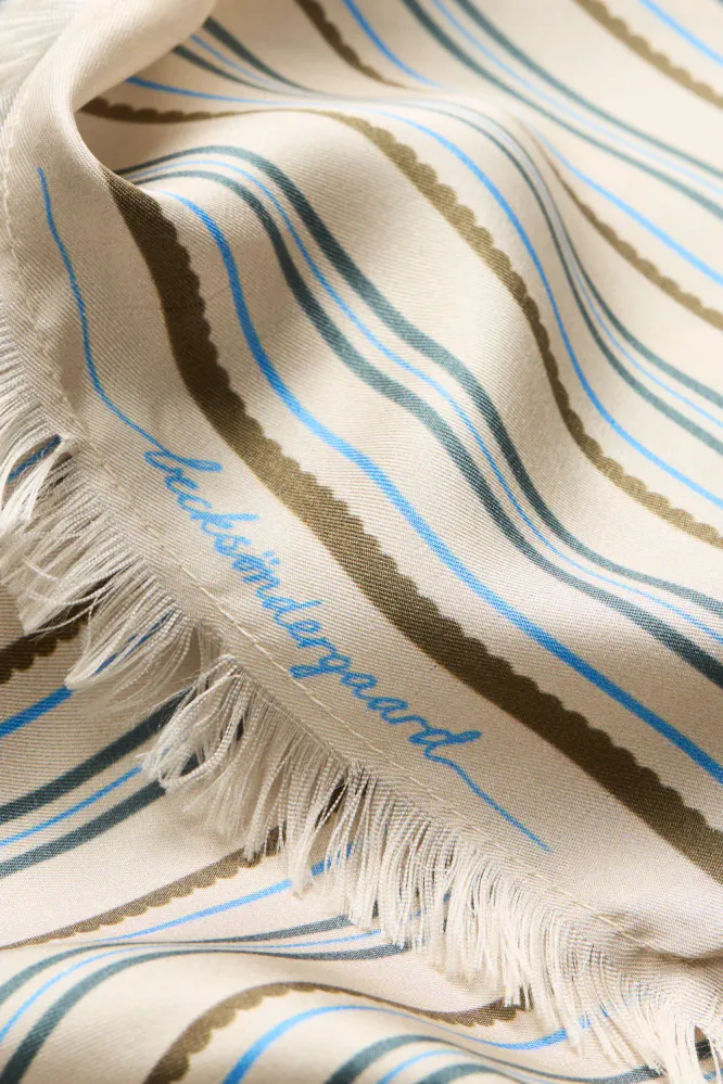 Scallopia Striped Sia Scarf, Birch White