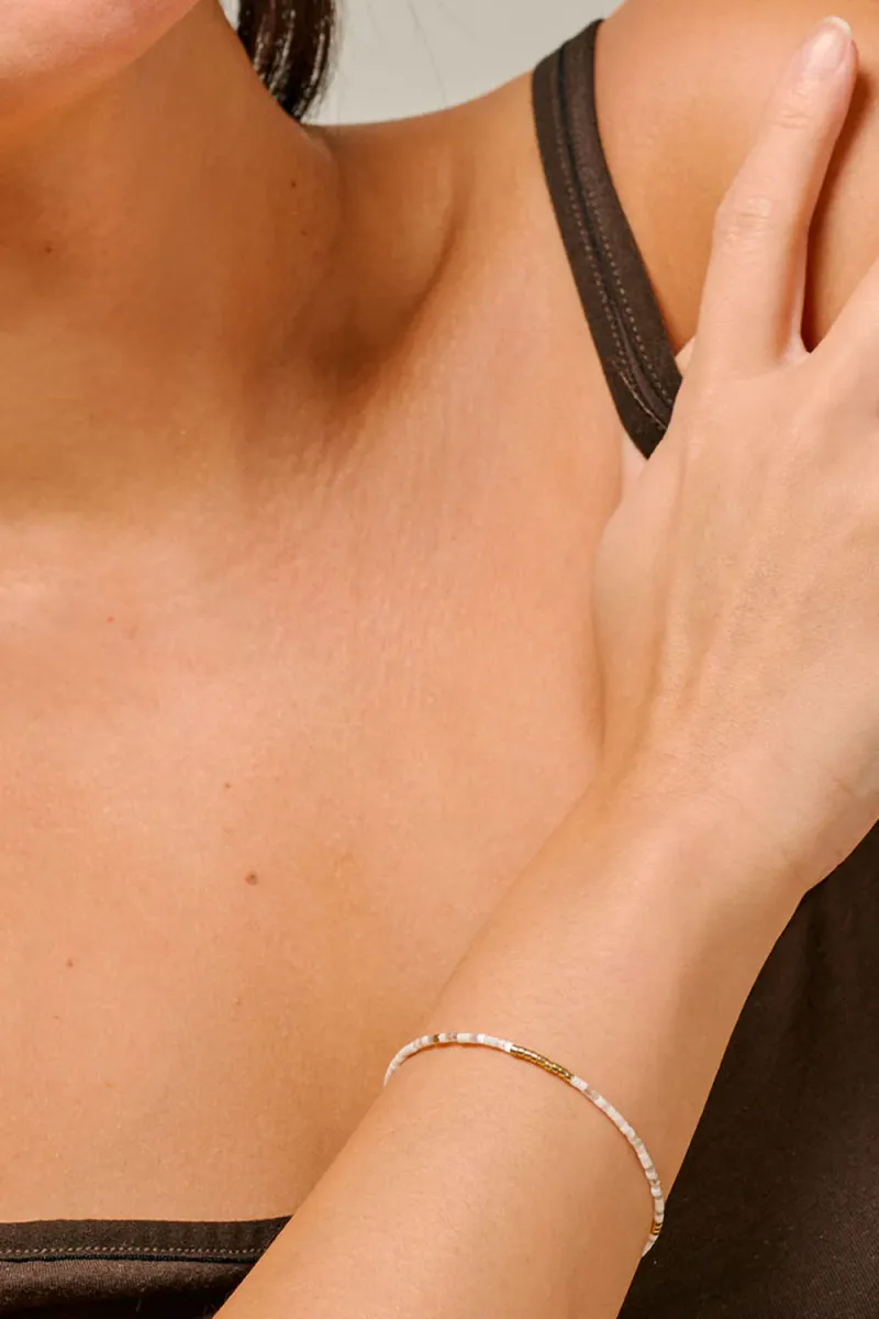 Petra Bracelet (Daisy)