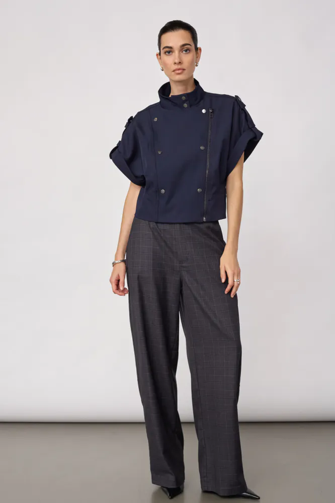 Luna Vest, Navy