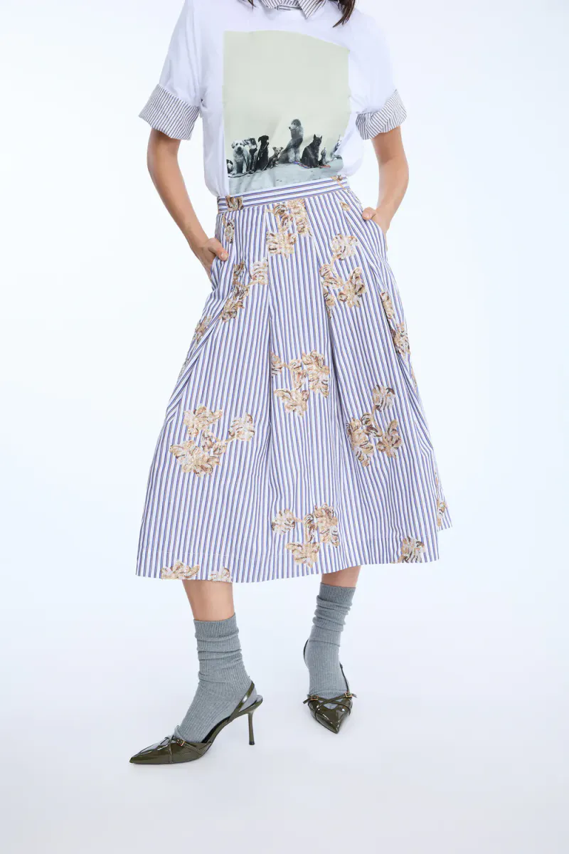 Nukkia, Stripe White