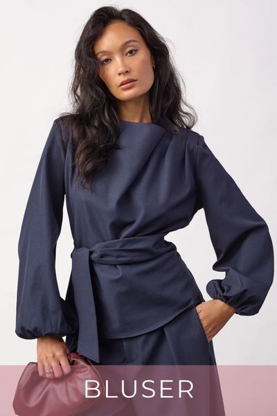 Bluser