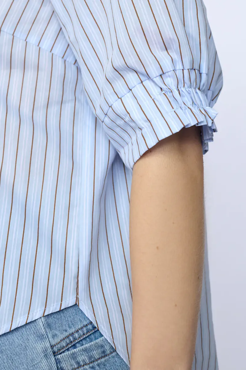 Feline SS Shirt, Pale Blue