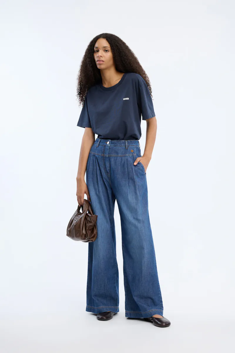 Vulmie, Blue